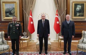 Turkish President receives Azerbaijan’s Def Min