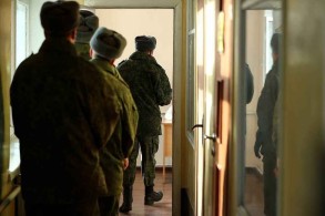 Lugansk and Donetsk republics head orders general mobilization