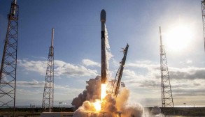 Илон Маск показал на видео исторический запуск ракеты Falcon 9 <span style="color:red">- ВИДЕО</span>