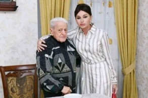 Mehriban Aliyeva extends condolences over death of Alibaba Mammadov