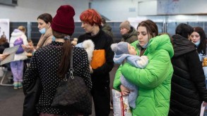 100,000 people in UK register interest in hosting Ukrainian refugees