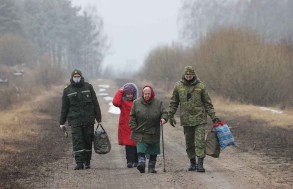 Сотрудники Международного центра Низами Гянджеви посетят украинских беженцев