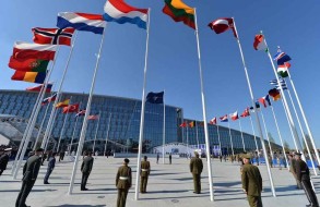 Стало известно время вступления в НАТО Финляндии и Швеции