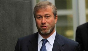 Roman Abramovich is attempting to buy another football club from Spain league