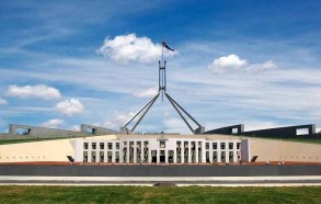 Australia slaps with sanctions 75 Russian lawmakers, 32 Donbass ministers