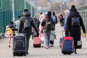 Civilians from Azovstal arrive in Zaporizhzhia