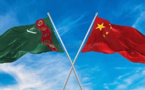 Главы МИД Туркменистана и Китая обсудили вопрос расширения сотрудничества