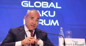 Mikayıl Cabbarov: "Qlobal Bakı Forumu öz beynəlxalq səviyyəli platforma rolunu bir daha sübut edir"