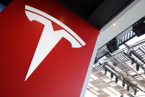 Tesla under pressure to boost wages to attract workers to German plant