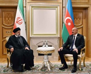 President Ilham Aliyev met with President of Iran Seyyed Ebrahim Raisi in Ashgabat