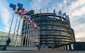 Европарламент поддержал предоставление Украине макрофинансовой помощи ЕС в €1 млрд