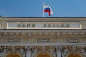 Russia's central bank lowers interest rate to 8%