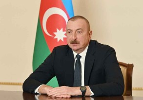 President of Azerbaijan İlham Aliyev congratulates his Egyptian counterpart