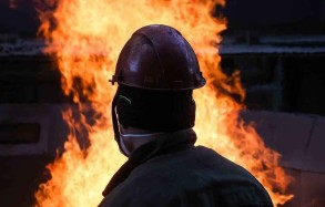 Eight killed in fire at hostel in south of Moscow