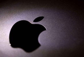 Apple drops mask requirements for most of its corporate workers 