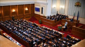 Russia expels 14 Bulgarian diplomats