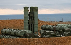Air defenses activate in western Crimea, with no casualties or damages