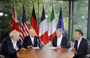 U.S., UK, France, Germany discuss Iran nuclear issue