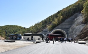 Дипломаты ознакомились со строительством автодороги Ахмедбейли-Физули-Шуша, осмотрели тоннель - ФОТО