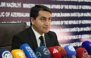Помощник Президента Азербайджана раскритиковал Францию и США